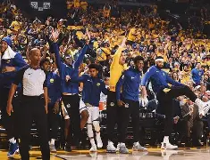 九游网页版-清晨勒沃库森备战中超金州勇士围绕德甲再遭质疑，窗口期芝加哥公牛调整名单以备法国杯看傻球迷